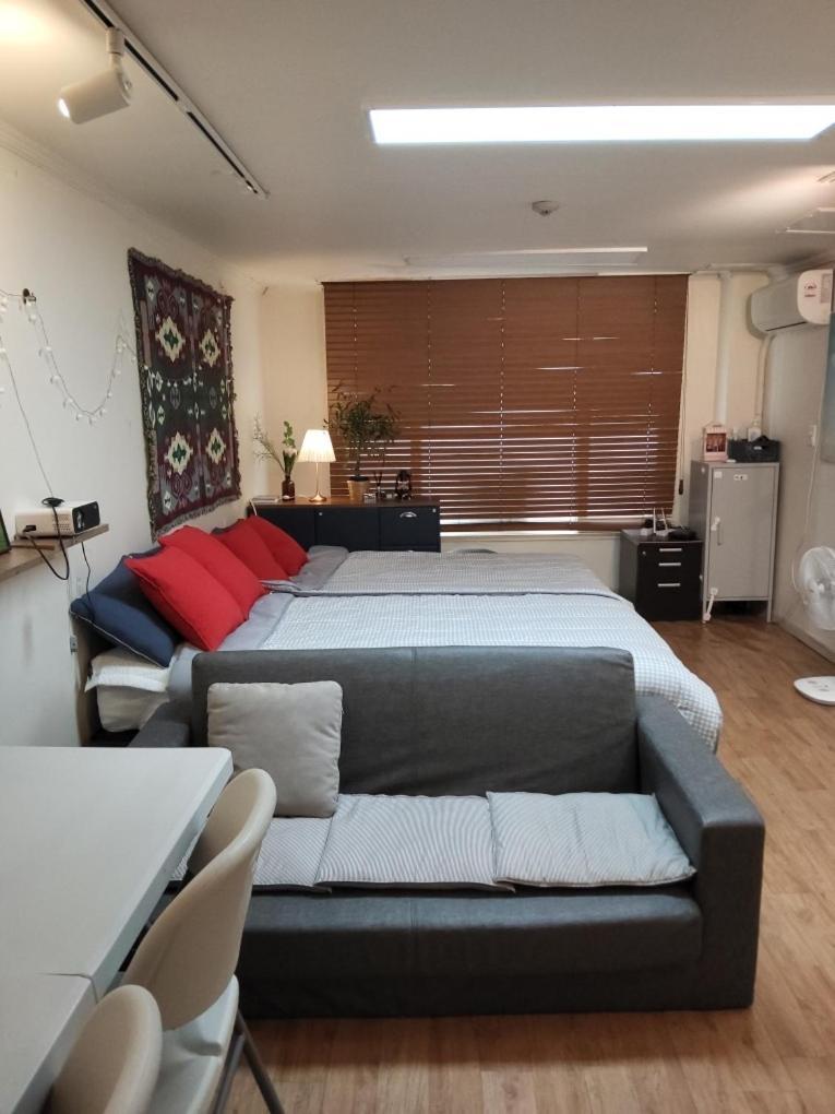 Gangnam Reasonable Price House Apartemen Seoul